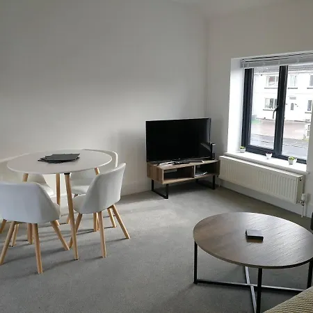 Апартаменты 2 Bedroom In Filton By Cliftonvalley Бристоль
