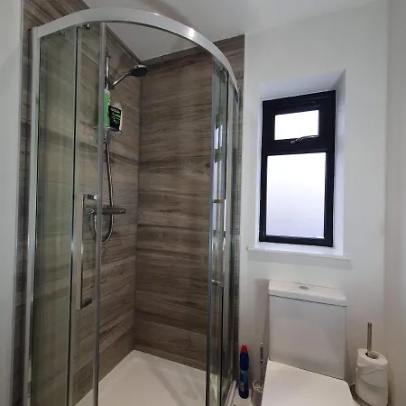 2 Bedroom In Filton By Cliftonvalley Апартаменты