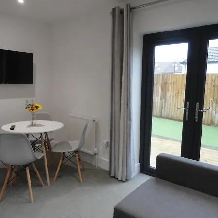 2 Bedroom In Filton By Cliftonvalley Apartment